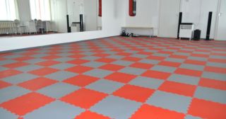 Резиновое покрытие для спортзала Азнакаево, цена от 901 руб.